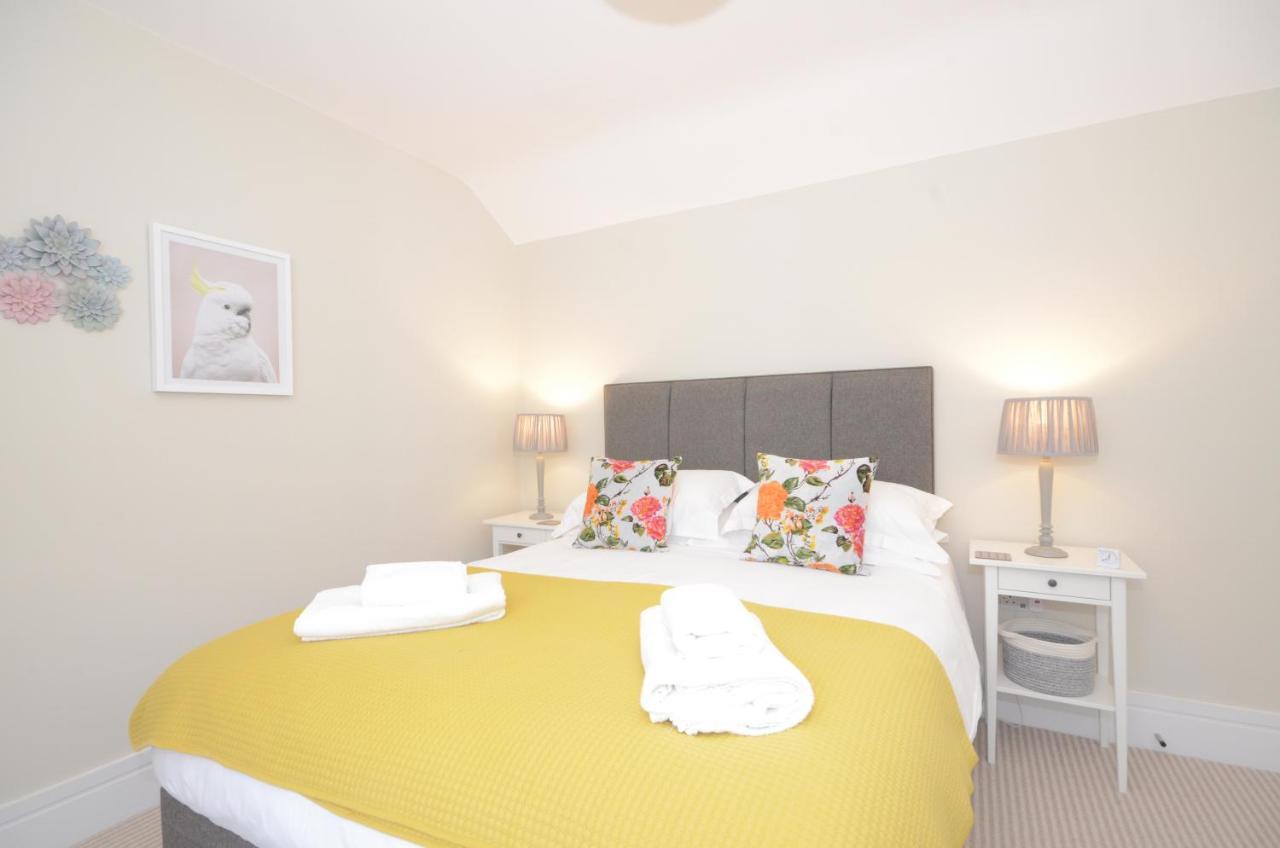 יורק The Mews - 2 Bedroom Luxury, Spacious House With Free Parking מראה חיצוני תמונה