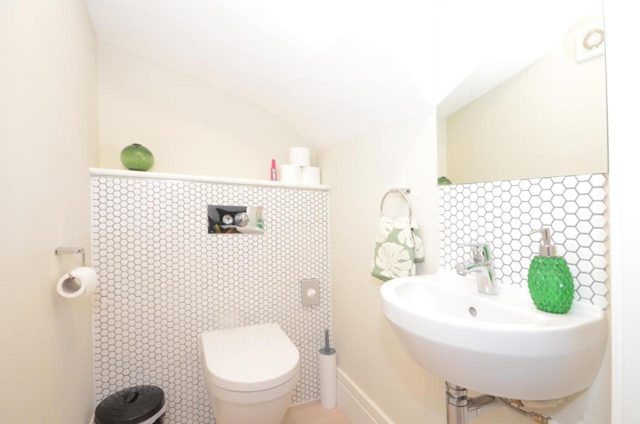 יורק The Mews - 2 Bedroom Luxury, Spacious House With Free Parking מראה חיצוני תמונה